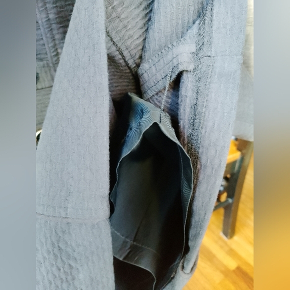 J. McLaughlin Size 6 Military Style Textured Skirt Enameled Black Gold Buttons - Picture 6 of 12